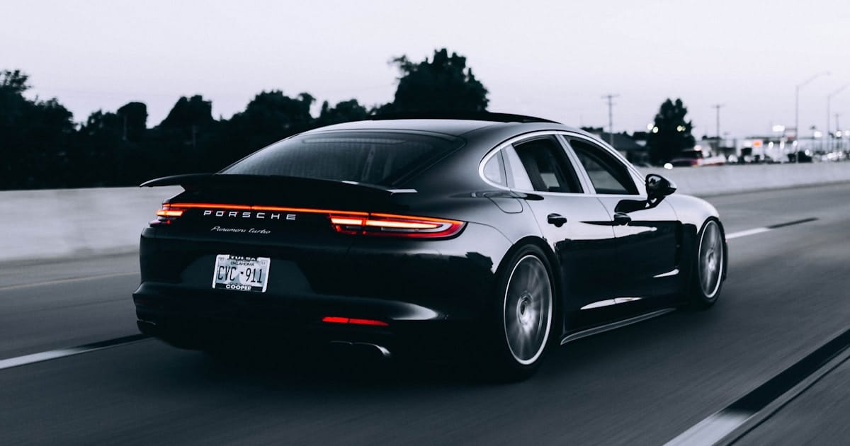 Understanding Your Car’s Dashboard Warning Lights — Complete Guide